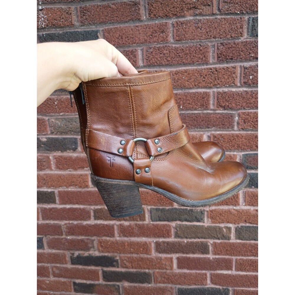 FRYE Harness Boot Back Zip Cognac Leather size 7.5 B Boho Classic Heeled Bootie
